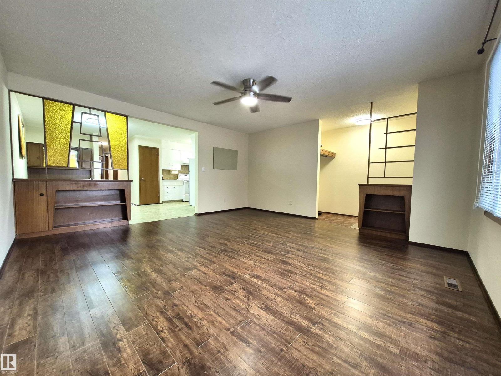 8725 152 St Nw, Edmonton, Alberta  T5R 1L9 - Photo 8 - E4481956