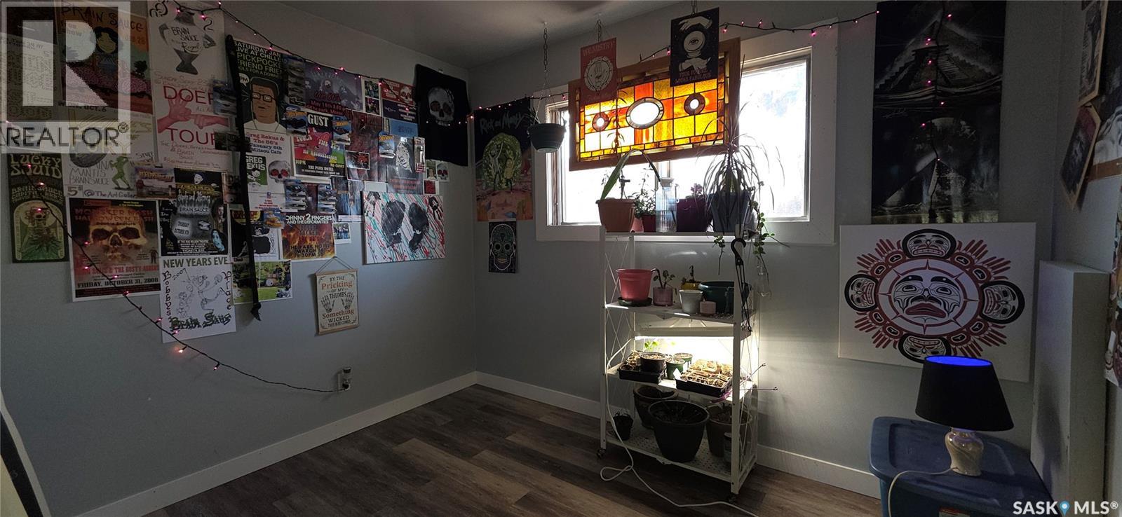 259 Duncan Road, Estevan, Saskatchewan  S4A 0A5 - Photo 15 - SK033258