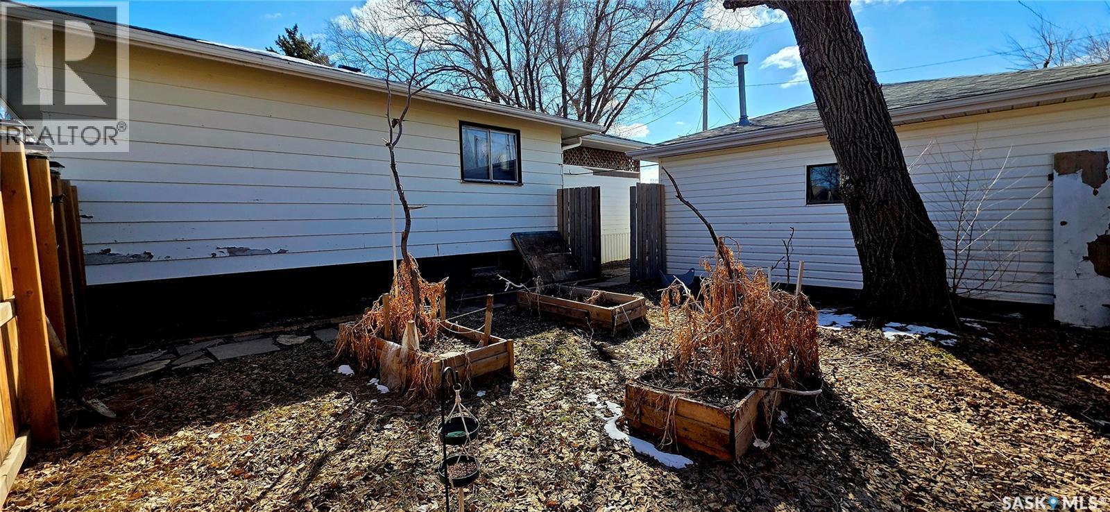 259 Duncan Road, Estevan, Saskatchewan  S4A 0A5 - Photo 5 - SK033258