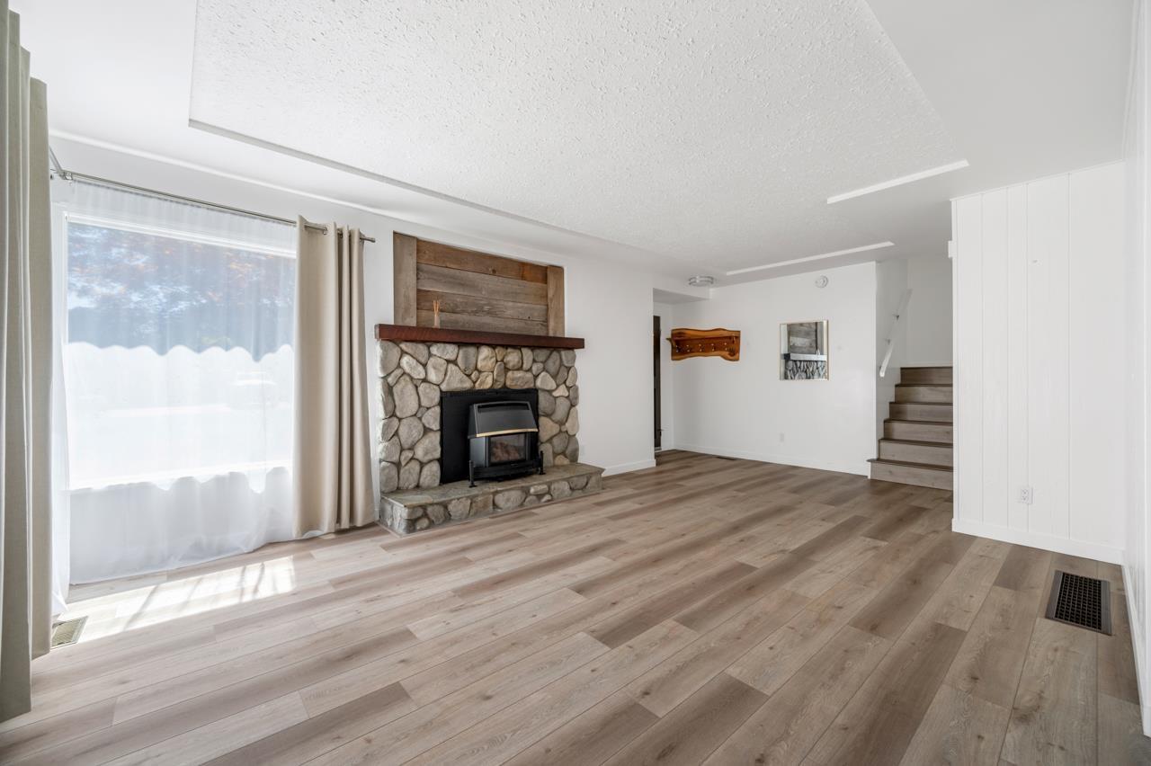 27153 34 Avenue, Langley, British Columbia  V4W 3H4 - Photo 5 - R3113052