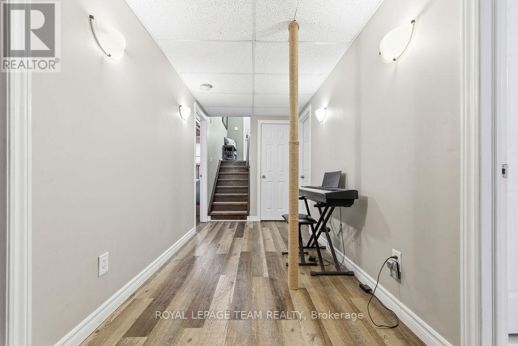 264 Mckenzie Street E, Pembroke, Ontario  K8A 3V7 - Photo 39 - X12933610