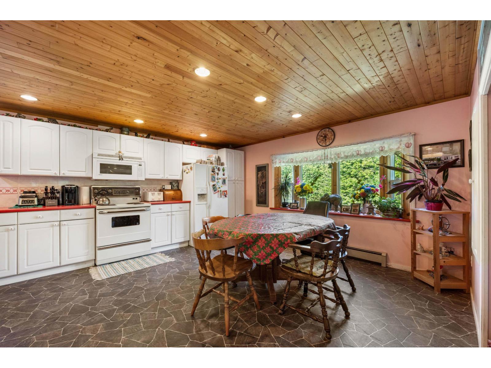 47400 Extrom Road, Ryder Lake, Chilliwack, British Columbia  V2R 4T1 - Photo 12 - R3112920