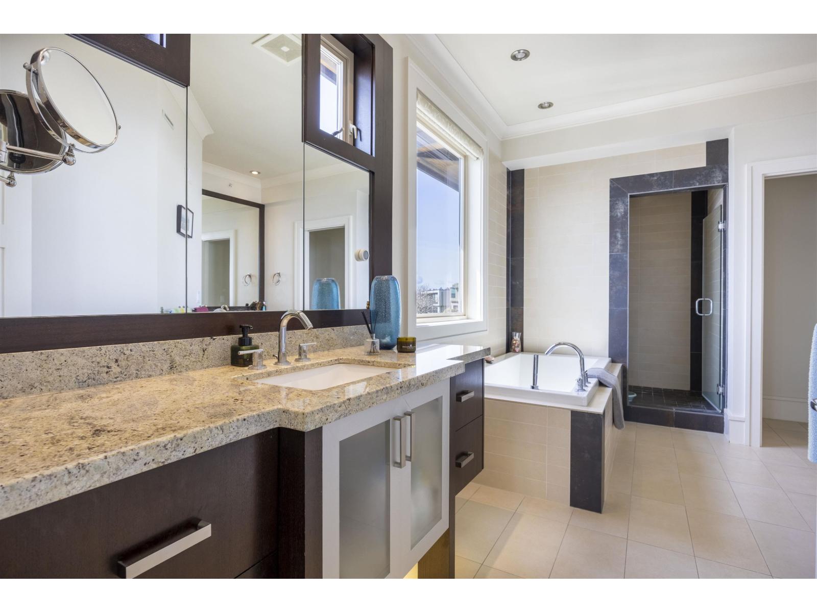 14533 Magdalen Avenue, White Rock, British Columbia  V4B 2X5 - Photo 13 - R3112191