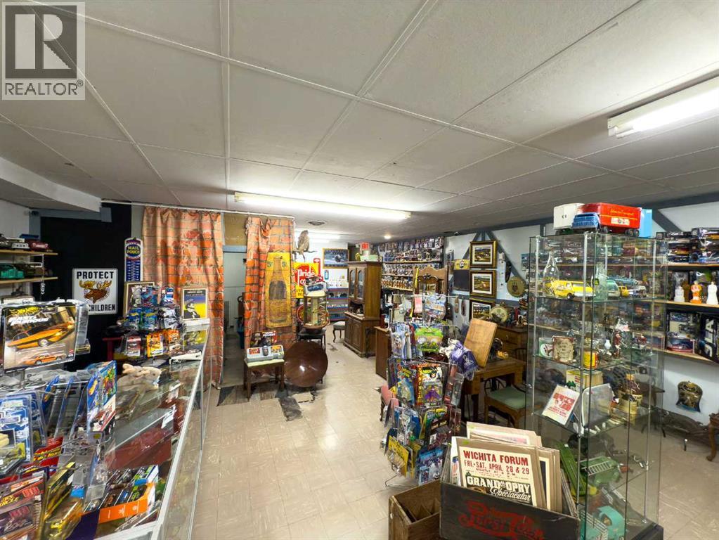 4909, 4911, 4913 50 Street, Rocky Mountain House, Alberta  T4T 1A6 - Photo 29 - A2253645