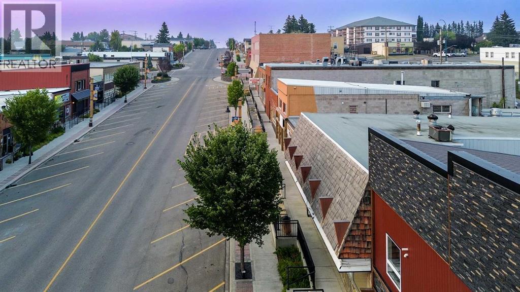 4909, 4911, 4913 50 Street, Rocky Mountain House, Alberta  T4T 1A6 - Photo 40 - A2253645