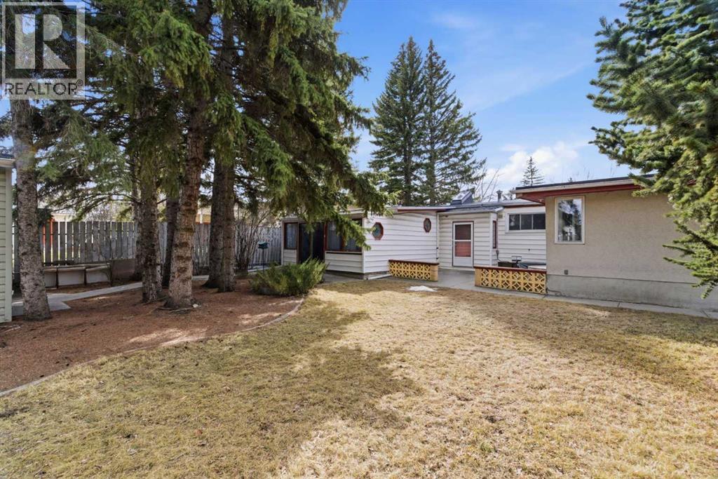 4008 36 Street Nw, Calgary, Alberta  T2L 2A1 - Photo 43 - A2301943