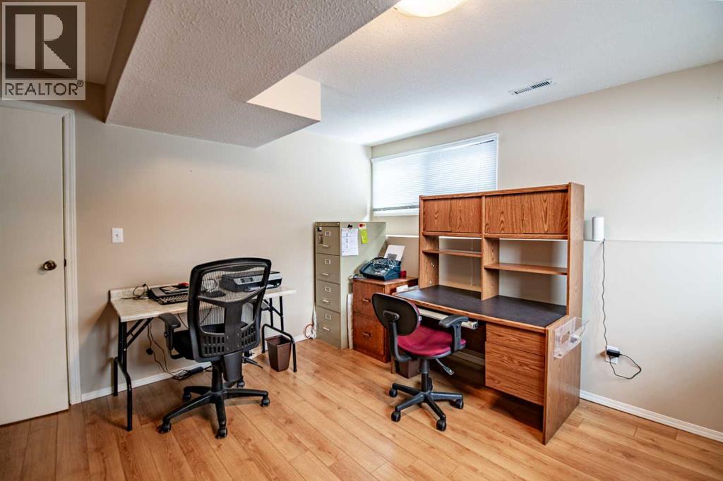 5333 57 Avenue, Rocky Mountain House, Alberta  T4T 1M7 - Photo 33 - A2289765