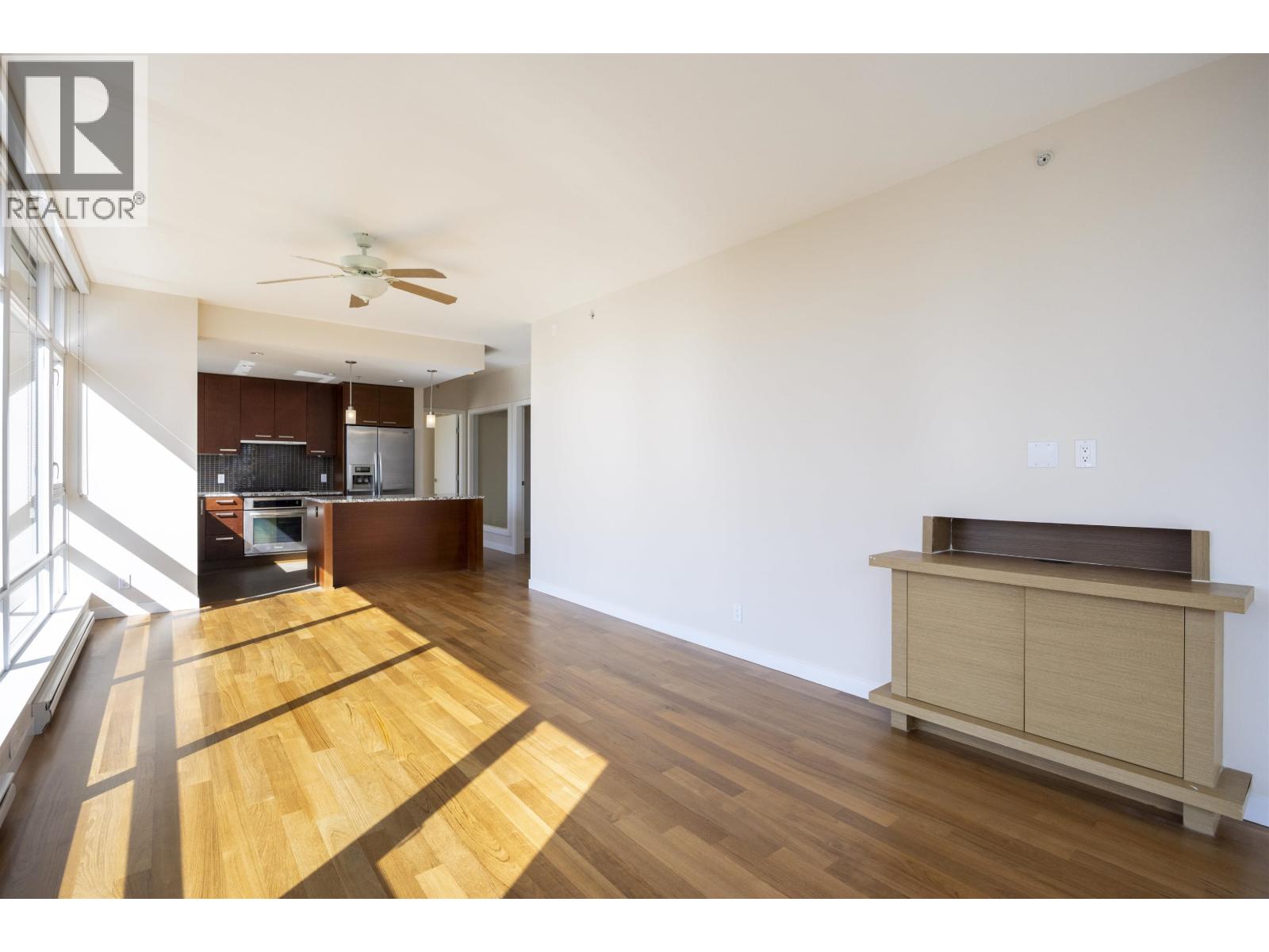 1004 6188 Wilson Avenue, Burnaby, British Columbia  V5H 0A5 - Photo 8 - R3107113