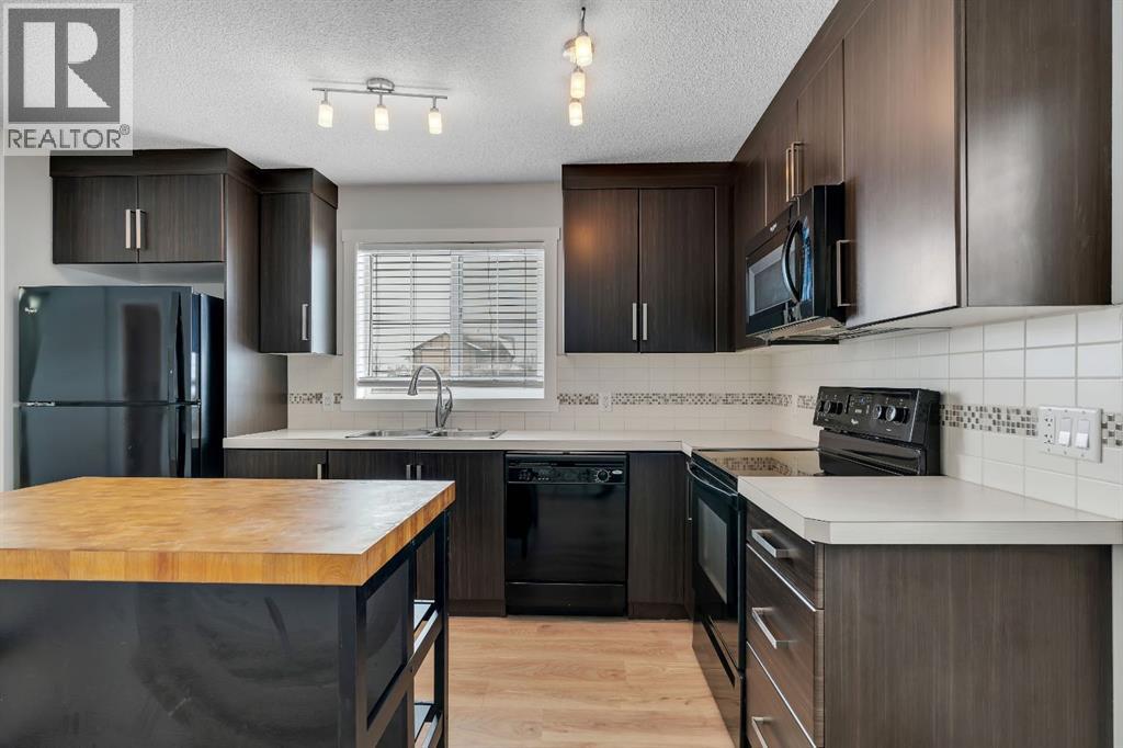 406 Mckenzie Towne Close SE, Calgary, Alberta  T2Z 1A9 - Photo 7 - A2302840