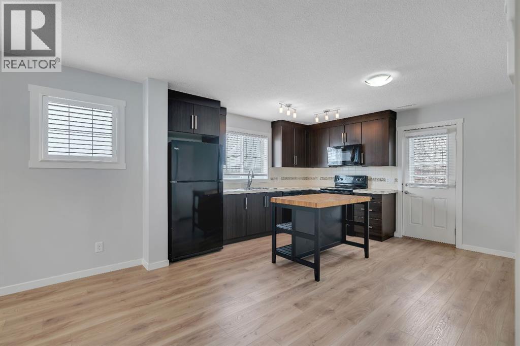 406 Mckenzie Towne Close SE, Calgary, Alberta  T2Z 1A9 - Photo 6 - A2302840