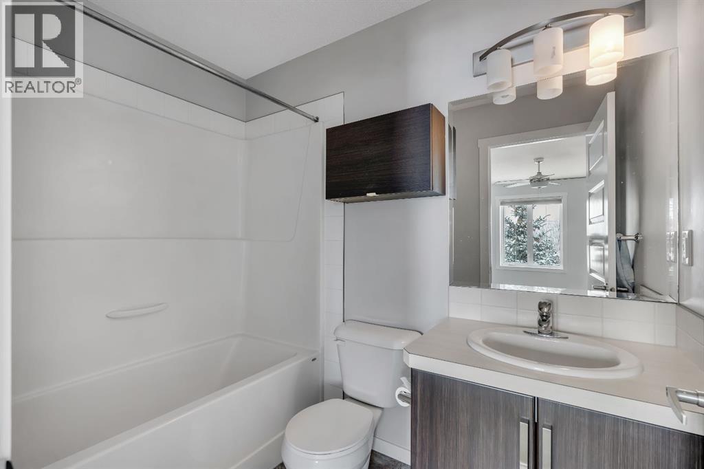 406 Mckenzie Towne Close SE, Calgary, Alberta  T2Z 1A9 - Photo 12 - A2302840
