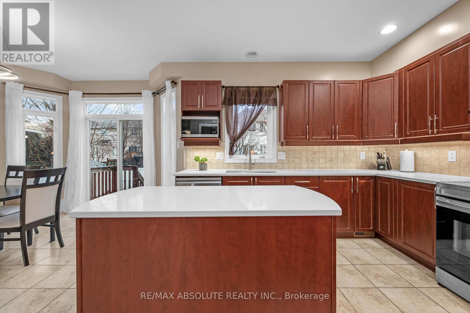 70 Cedar Valley Drive, Ottawa, Ontario  K2M 3A3 - Photo 13 - X13015360