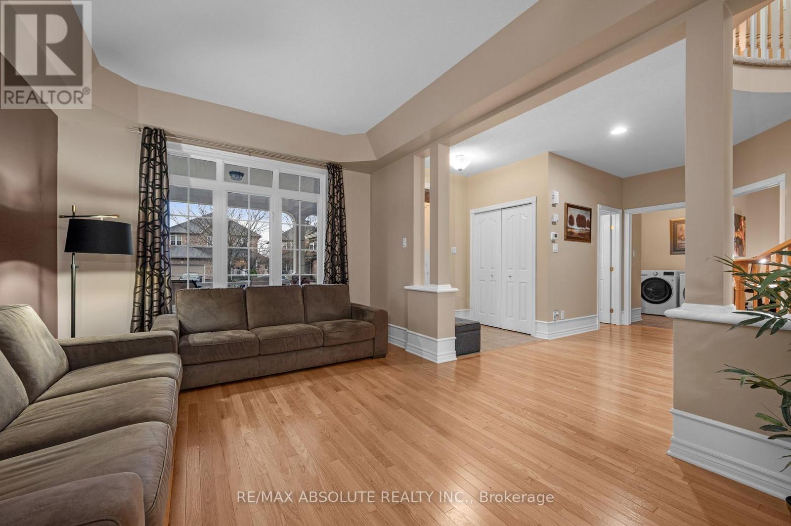 70 Cedar Valley Drive, Ottawa, Ontario  K2M 3A3 - Photo 7 - X13015360