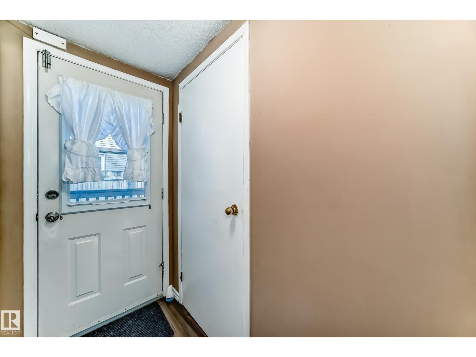 6 1580 Millwoods Rd E Nw, Edmonton, Alberta  T6L 6W3 - Photo 20 - E4482998