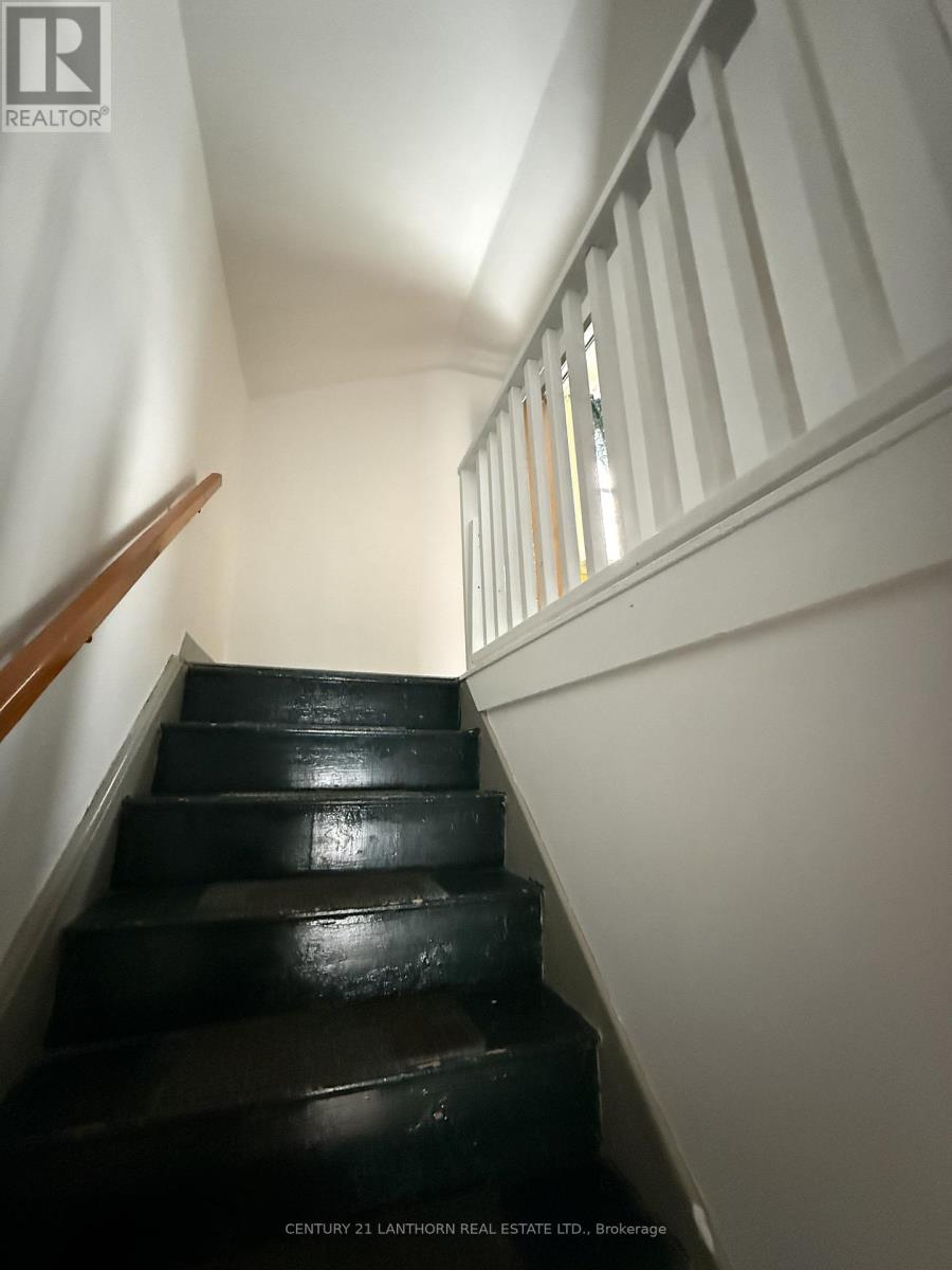 27 West Street, Prince Edward County, Ontario  K0K 3L0 - Photo 12 - X12974482