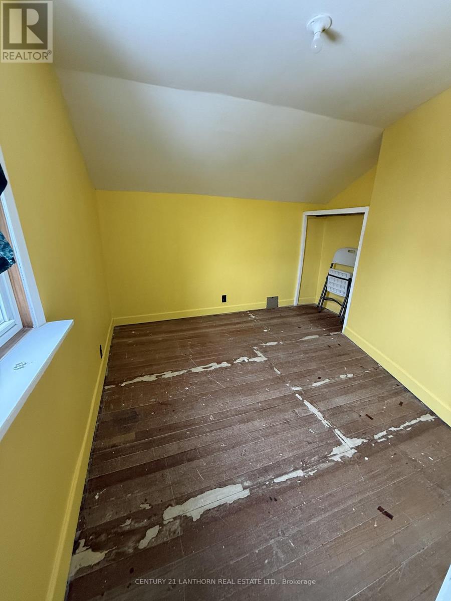 27 West Street, Prince Edward County, Ontario  K0K 3L0 - Photo 14 - X12974482