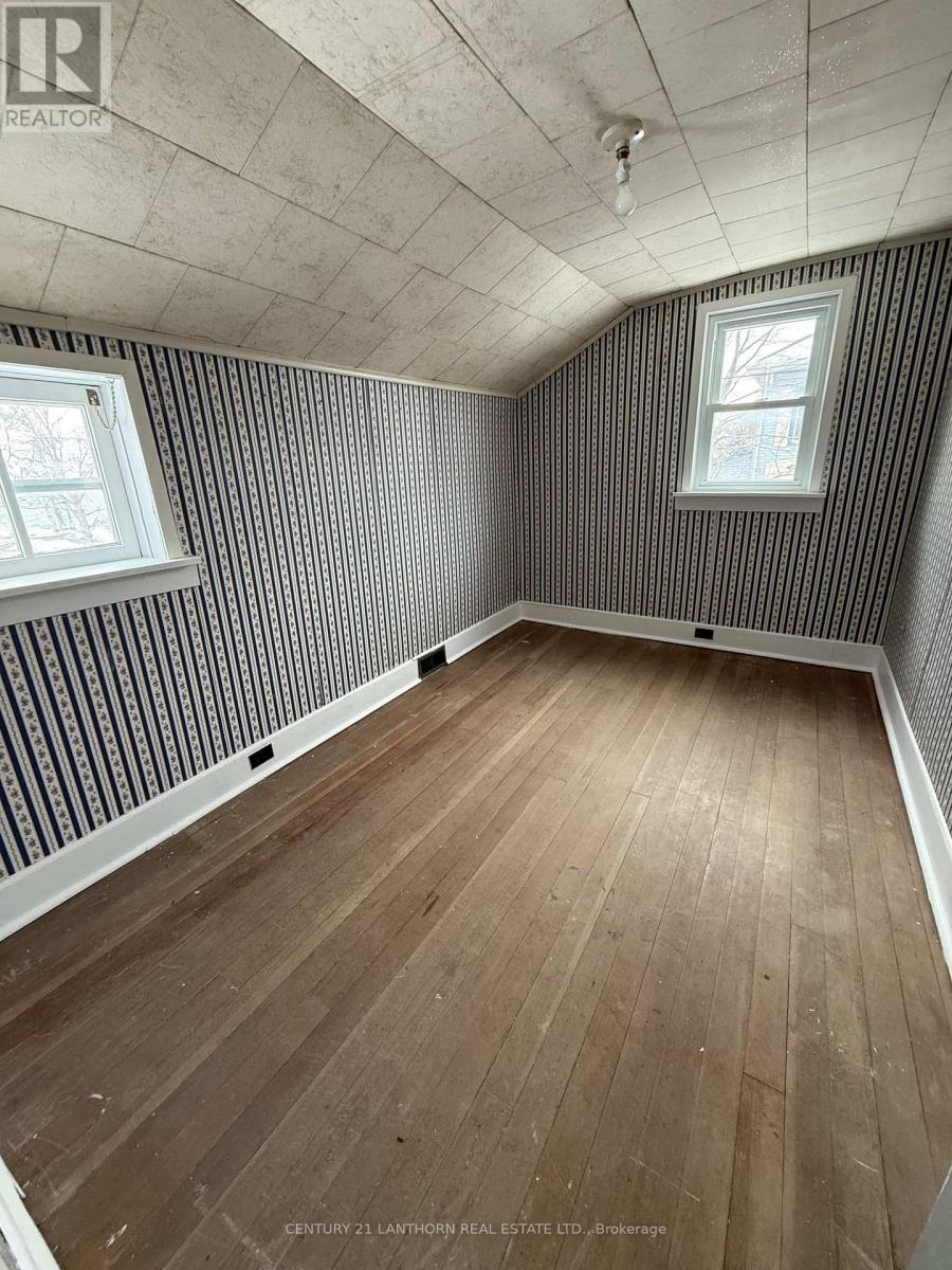 27 West Street, Prince Edward County, Ontario  K0K 3L0 - Photo 16 - X12974482