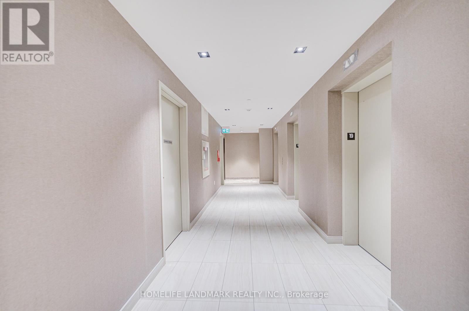 1903 - 38 Honeycrisp Crescent, Vaughan, Ontario  L4K 5Z8 - Photo 10 - N13015362