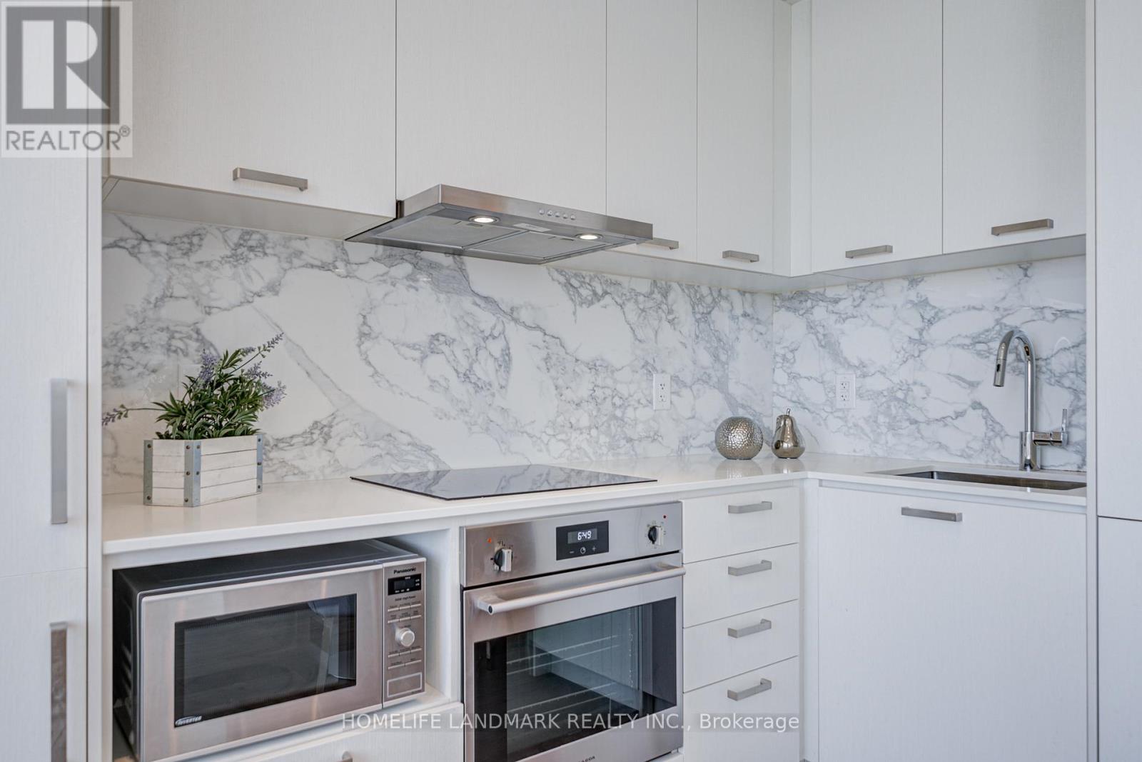 1903 - 38 Honeycrisp Crescent, Vaughan, Ontario  L4K 5Z8 - Photo 21 - N13015362