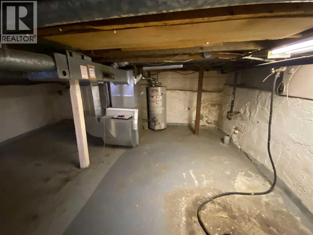 65 3 Street Nw, Medicine Hat, Alberta  T1A 6K4 - Photo 15 - A2302162