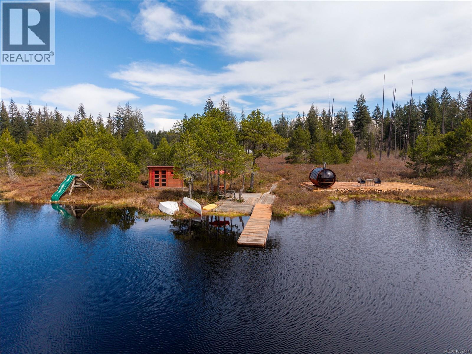 2030 Spike Rd, Merville, British Columbia