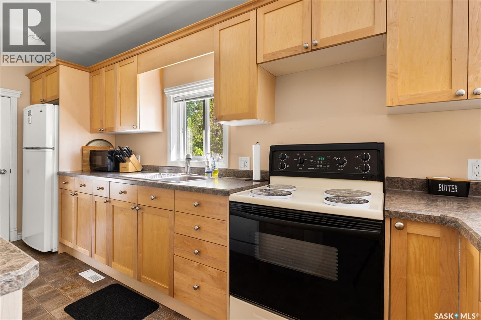 2353 Reynolds Street, Regina, Saskatchewan  S4N 3N6 - Photo 7 - SK033306