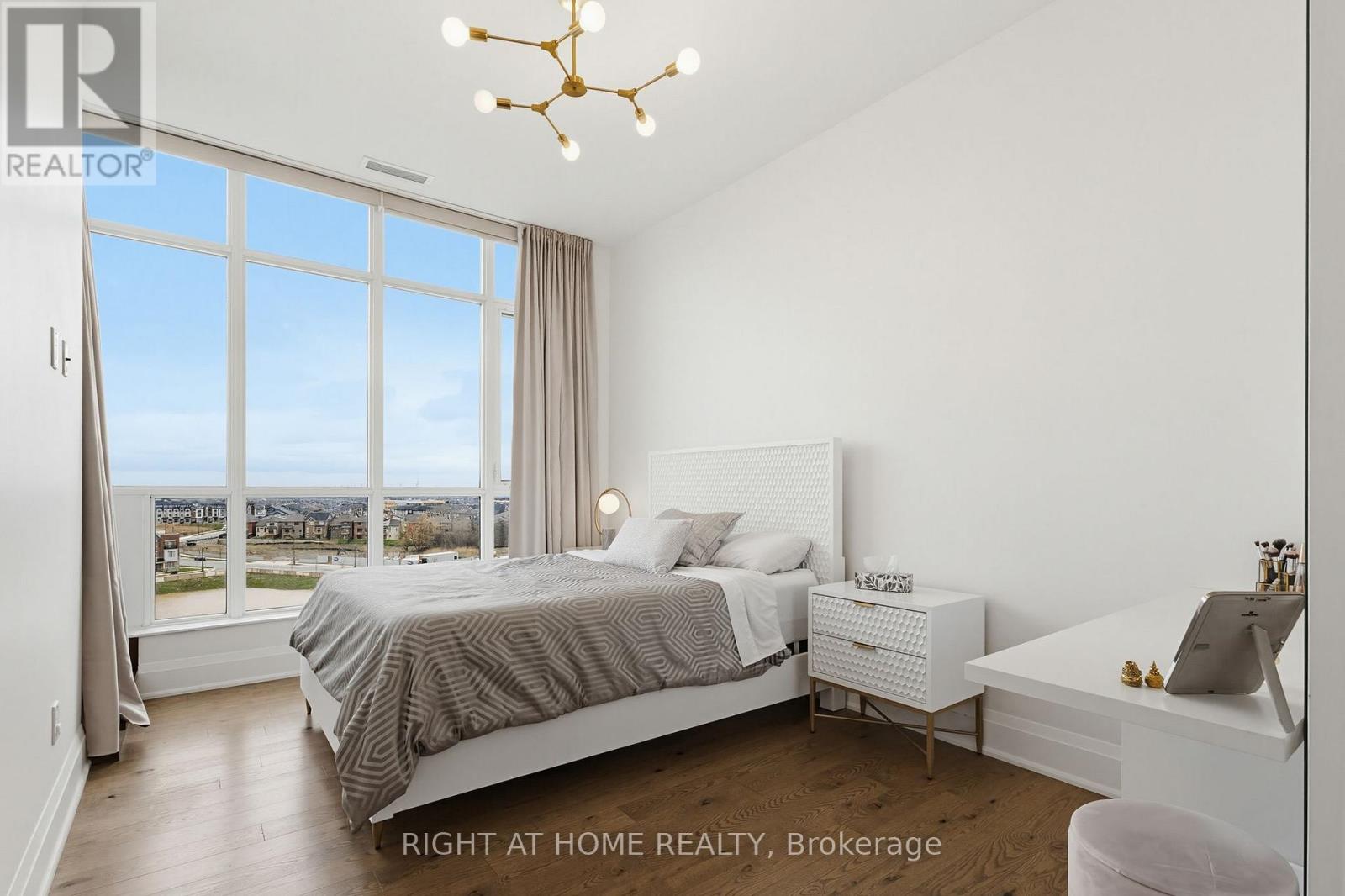 Ph08 - 2480 Prince Michael Drive, Oakville, Ontario  L6H 0H1 - Photo 16 - W13015038