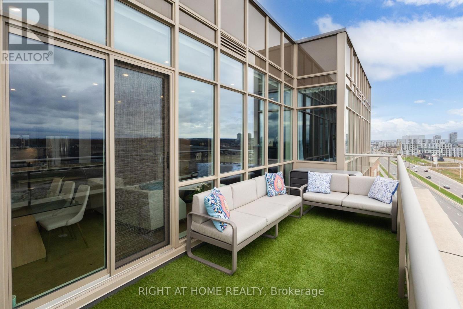 Ph08 - 2480 Prince Michael Drive, Oakville, Ontario  L6H 0H1 - Photo 29 - W13015038