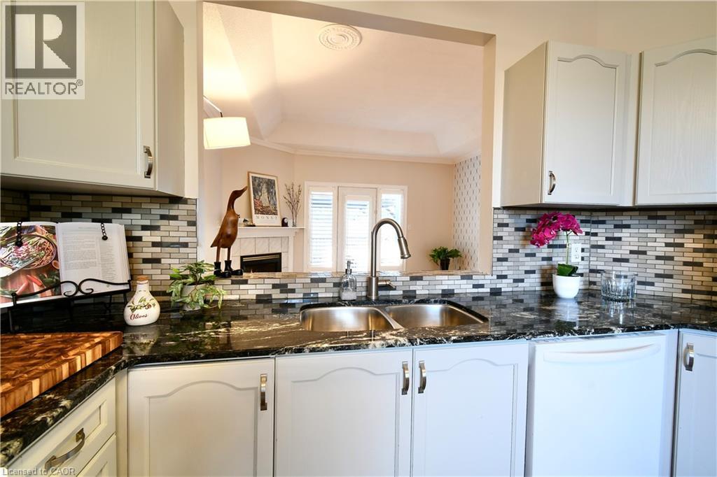 42 Greentrail Drive, Hamilton, Ontario  L0R 1W0 - Photo 10 - 40804867