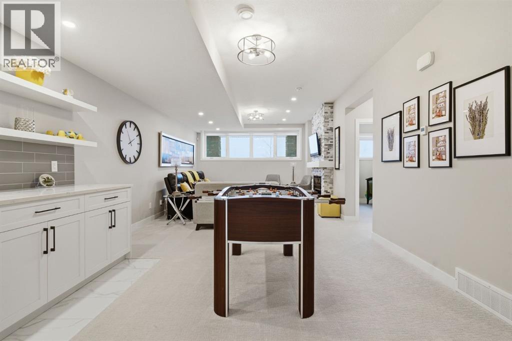 408 Crestridge Common Sw, Calgary, Alberta  T3B 6J5 - Photo 36 - A2302734