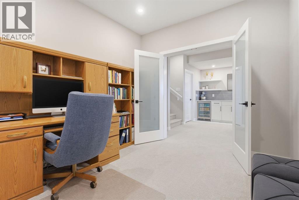 408 Crestridge Common Sw, Calgary, Alberta  T3B 6J5 - Photo 42 - A2302734