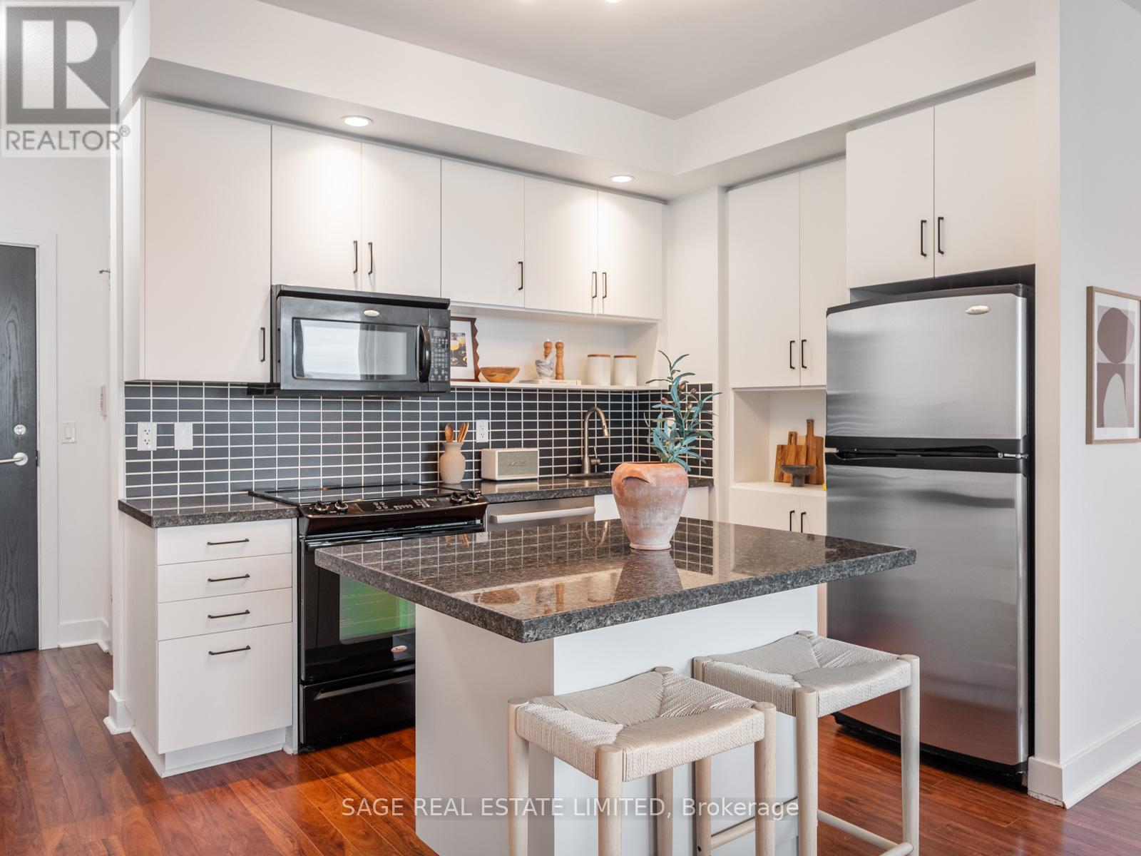 2804 - 120 Homewood Avenue, Toronto, Ontario  M4Y 2J3 - Photo 9 - C13015322