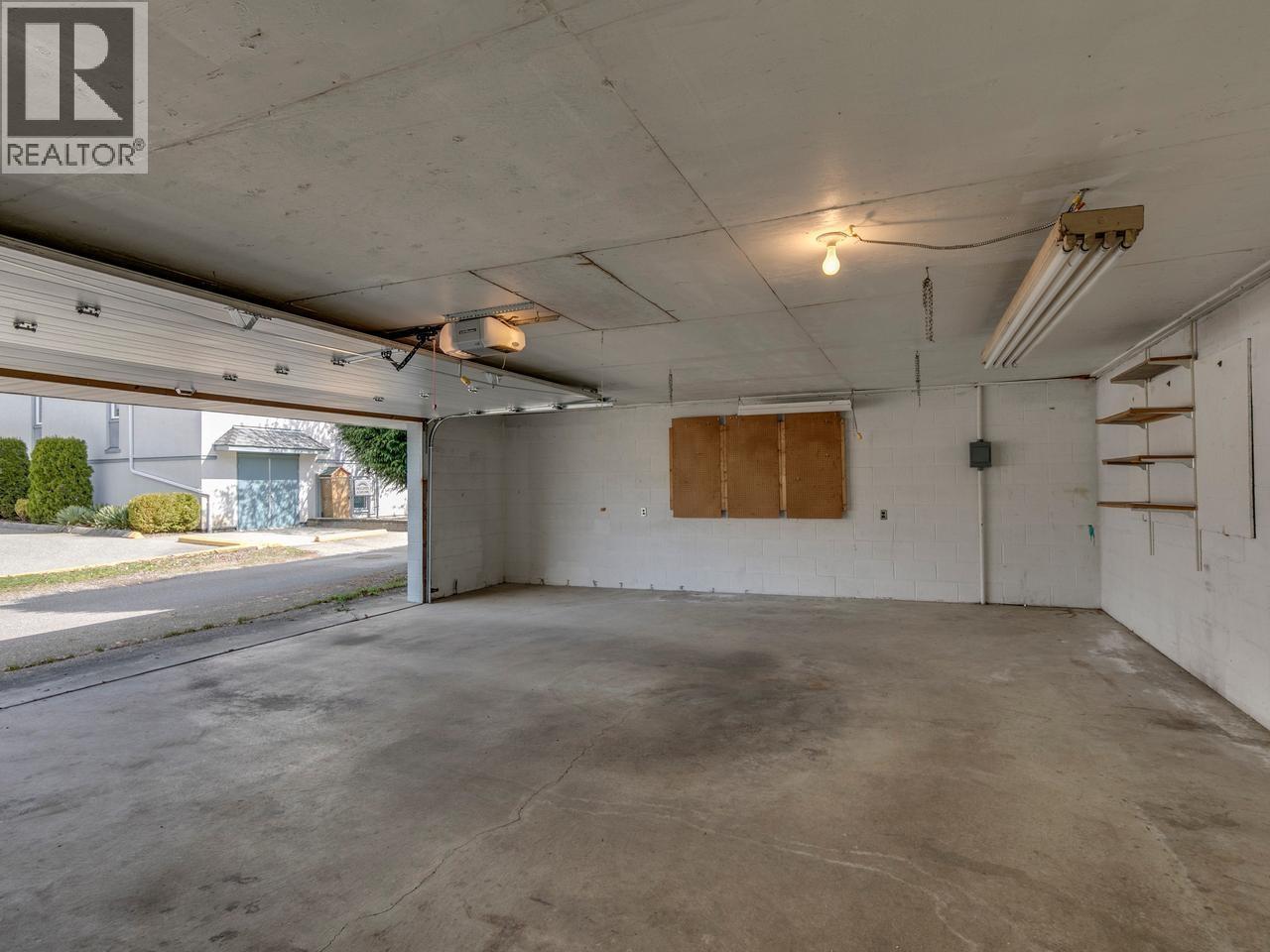 1615 Cornell Avenue, Coquitlam, British Columbia  V3J 3A2 - Photo 10 - R3112961