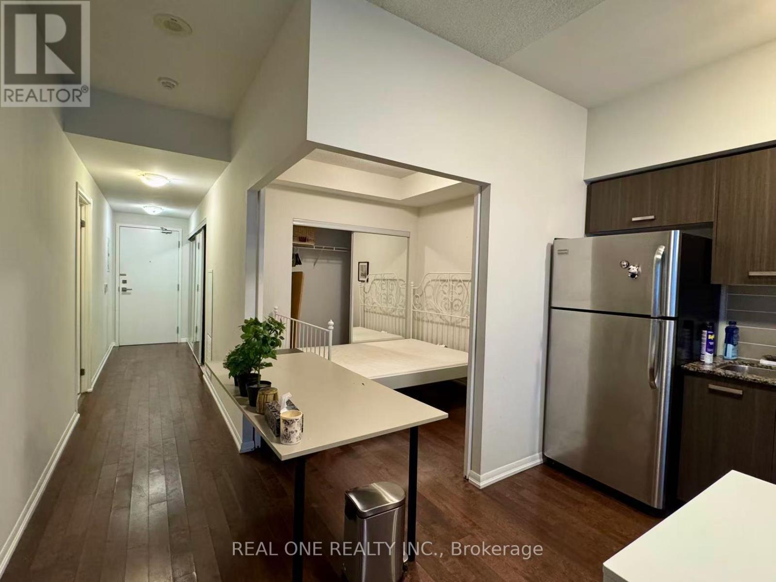 602 - 832 Bay Street, Toronto, Ontario  M5S 1Z6 - Photo 3 - C13015368