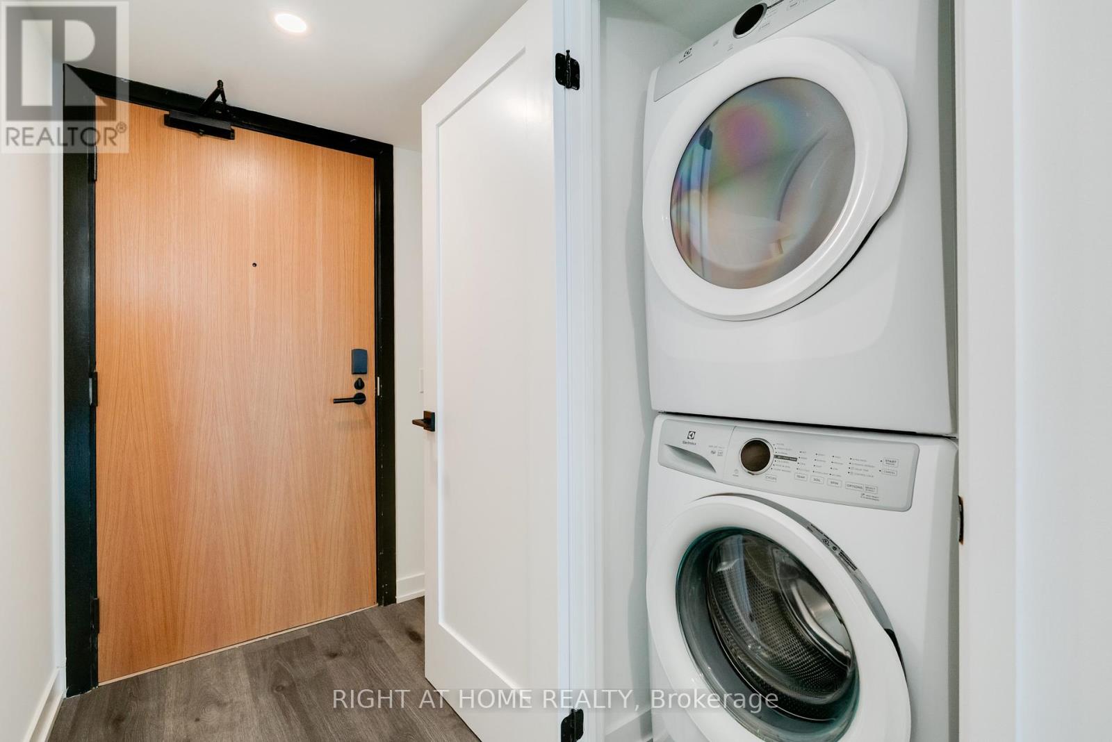 518 - 897 College Street W, Toronto, Ontario  M6H 2C2 - Photo 3 - C13015384