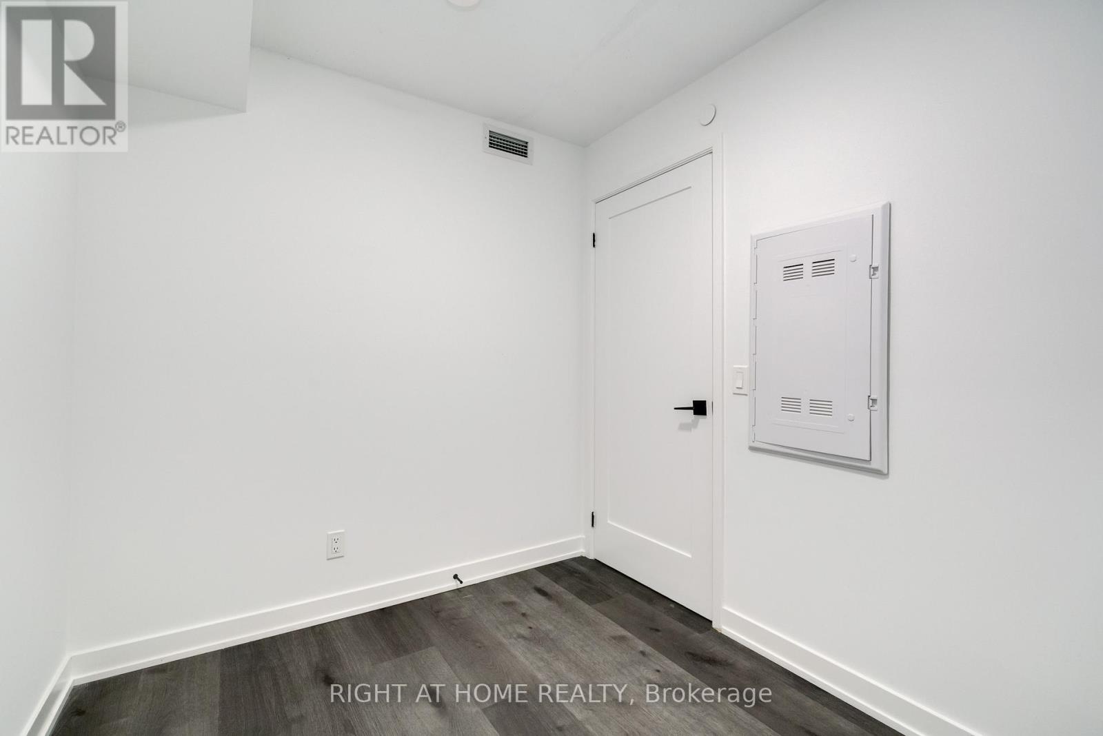 518 - 897 College Street W, Toronto, Ontario  M6H 2C2 - Photo 8 - C13015384