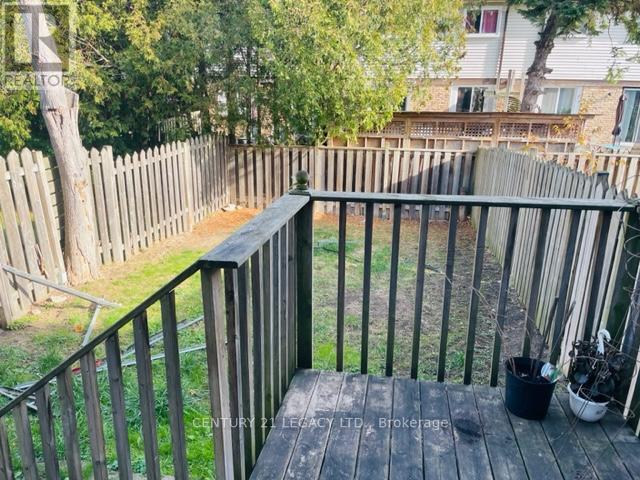 65 Bradstone Square, Toronto, Ontario  M1B 1W1 - Photo 16 - E13015378