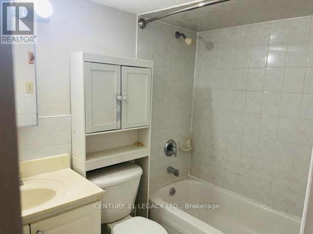 65 Bradstone Square, Toronto, Ontario  M1B 1W1 - Photo 22 - E13015378