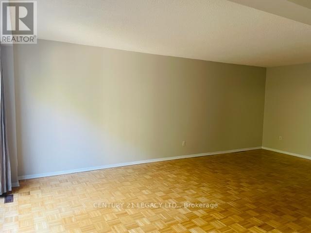 65 Bradstone Square, Toronto, Ontario  M1B 1W1 - Photo 4 - E13015378