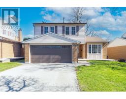 53 TERESA DRIVE, Whitby, Ontario