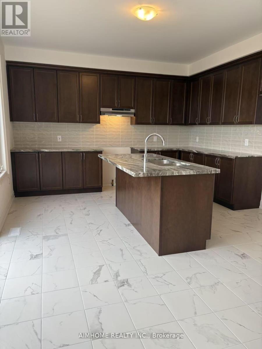 98 Keffer Circle, Newmarket, Ontario  L3X 1R8 - Photo 4 - N13015376