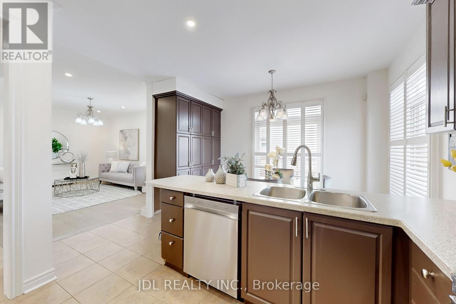 54 St Urbain Drive, Vaughan, Ontario  L4H 2X2 - Photo 18 - N13015380