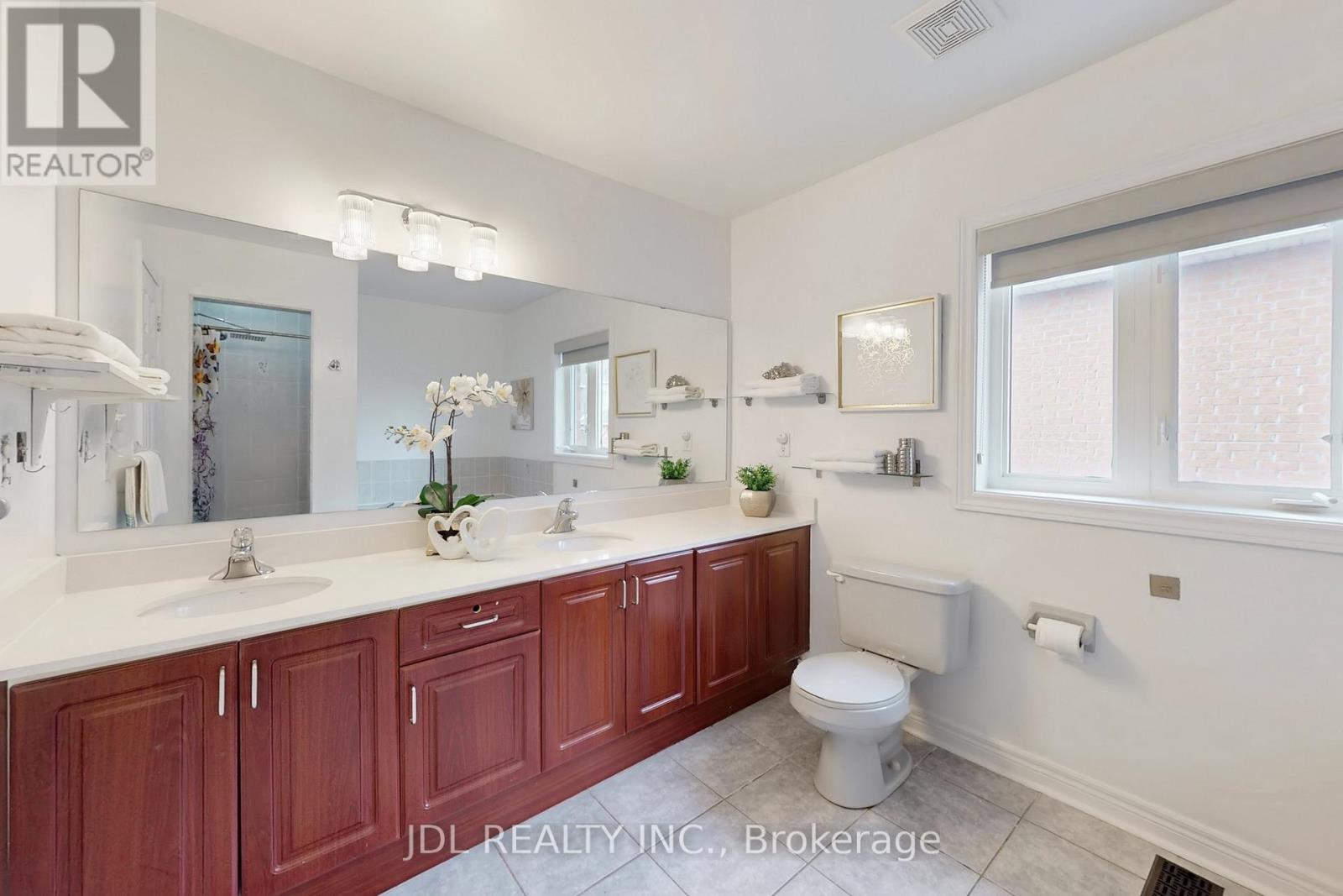 54 St Urbain Drive, Vaughan, Ontario  L4H 2X2 - Photo 25 - N13015380