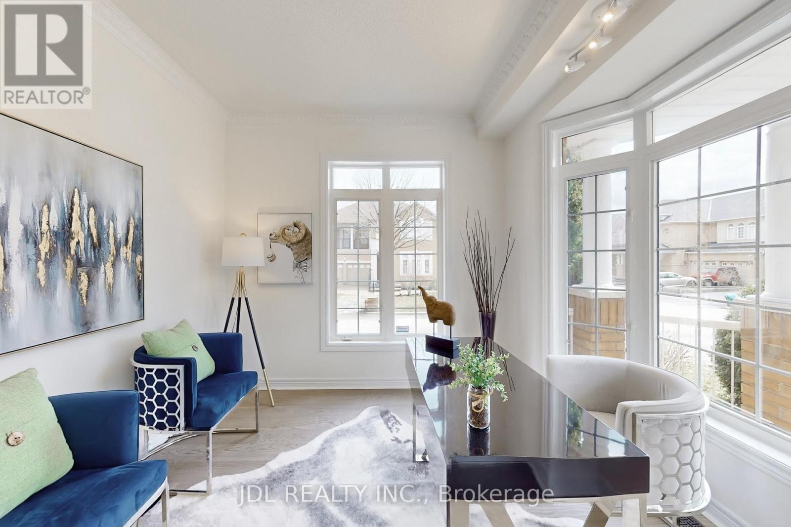 54 St Urbain Drive, Vaughan, Ontario  L4H 2X2 - Photo 7 - N13015380