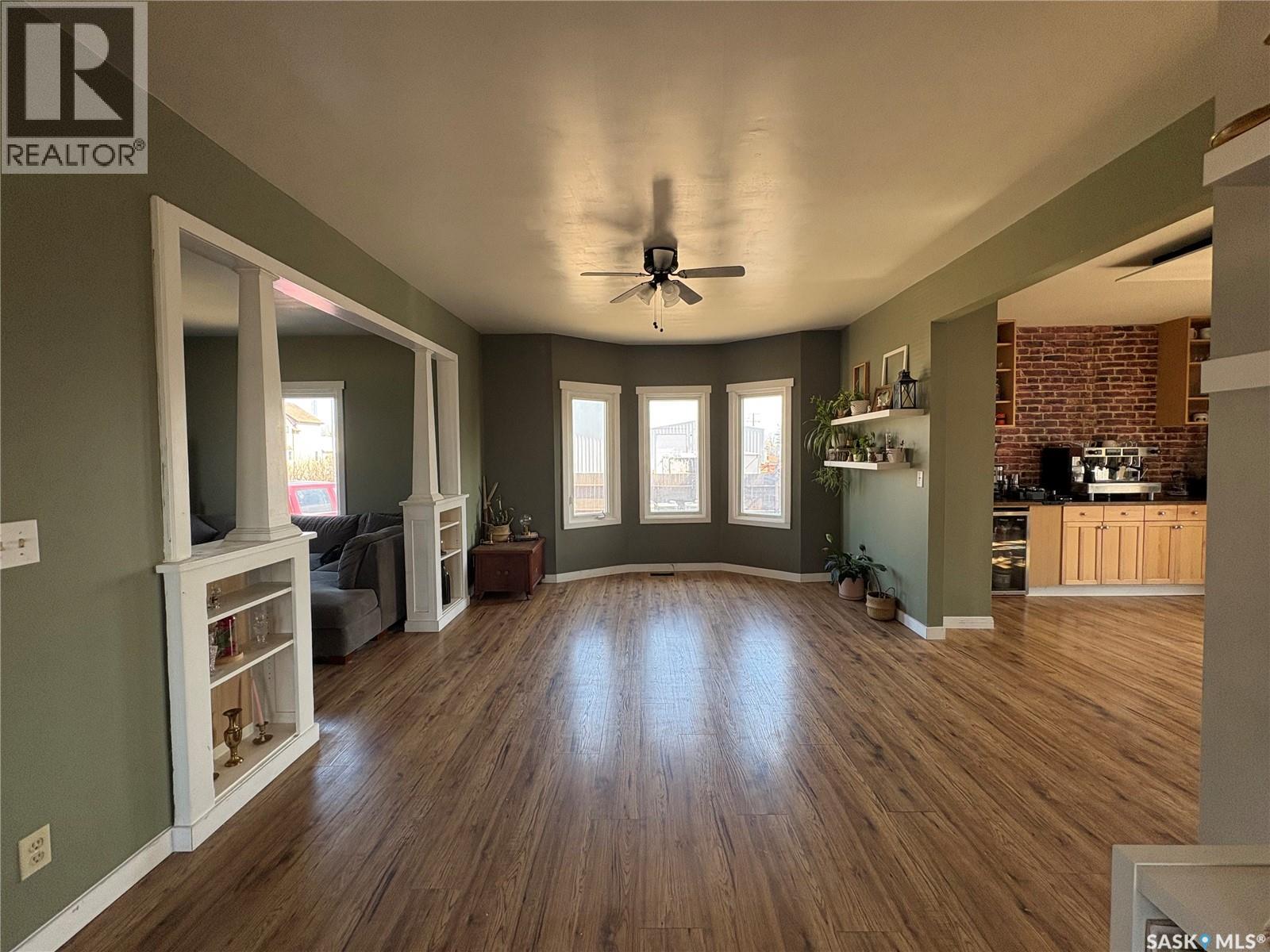 112 1st Avenue, Vibank, Saskatchewan  S0G 4Y0 - Photo 13 - SK033298