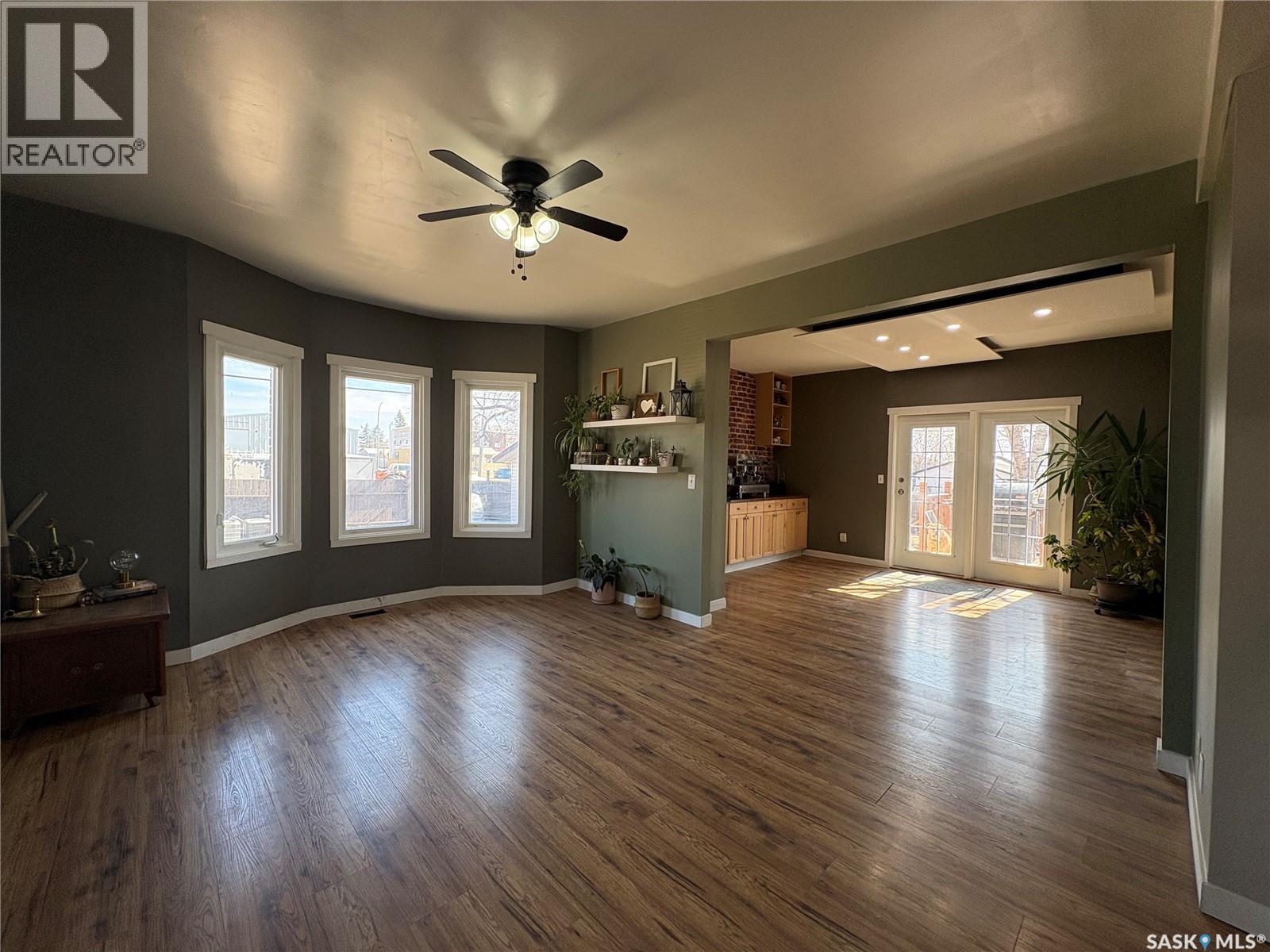 112 1st Avenue, Vibank, Saskatchewan  S0G 4Y0 - Photo 14 - SK033298