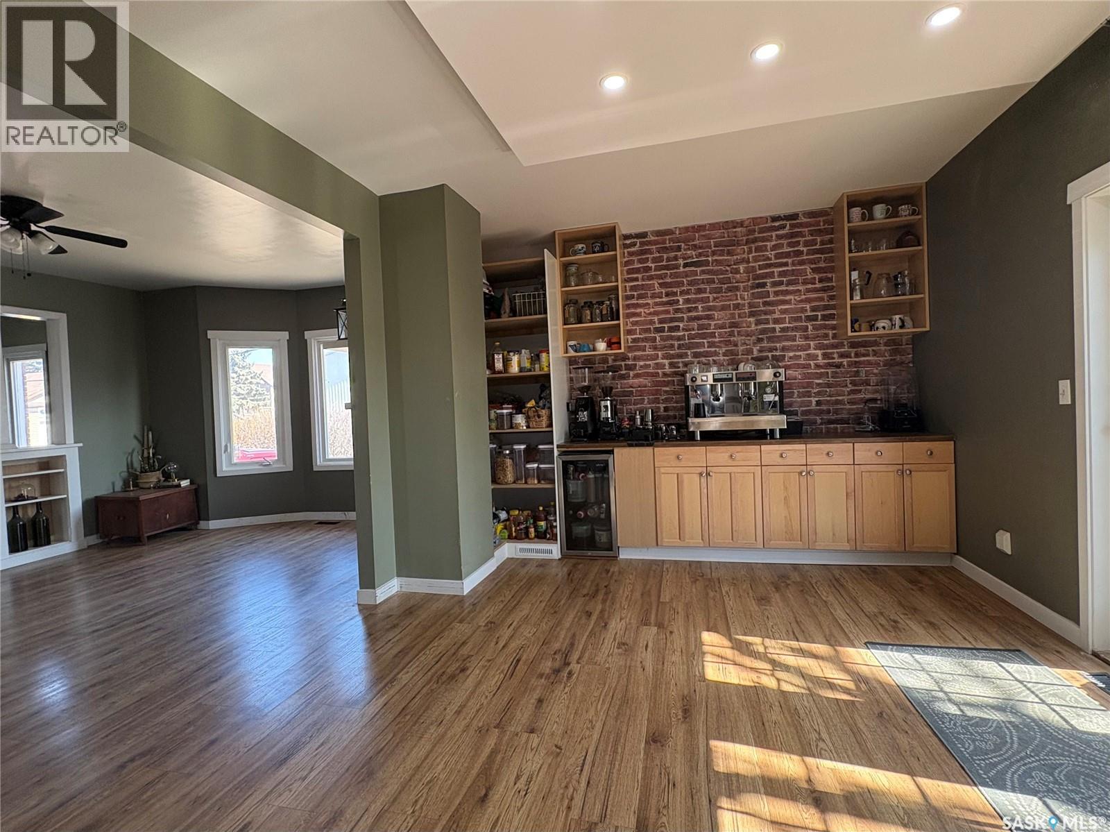 112 1st Avenue, Vibank, Saskatchewan  S0G 4Y0 - Photo 25 - SK033298