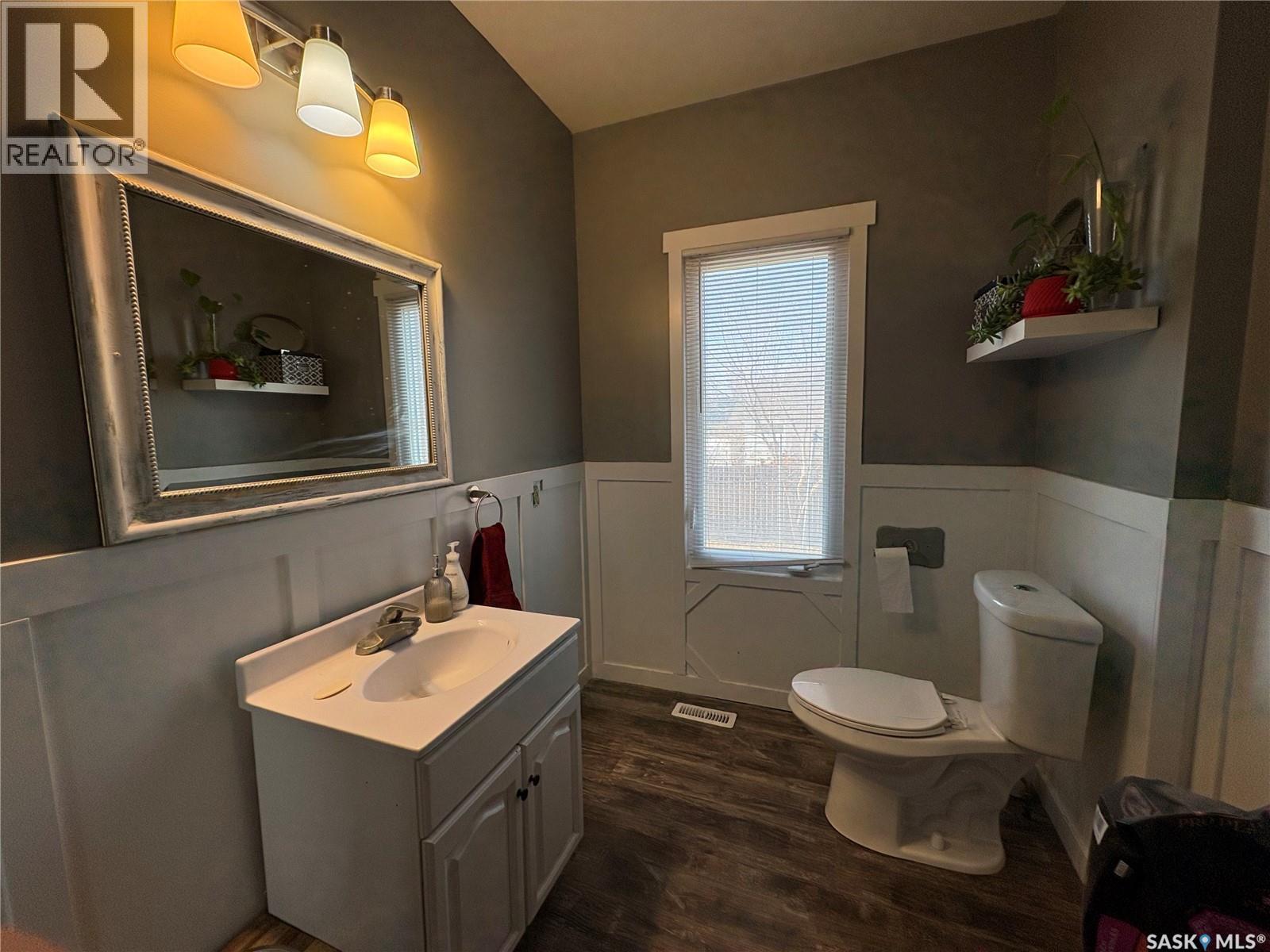 112 1st Avenue, Vibank, Saskatchewan  S0G 4Y0 - Photo 34 - SK033298