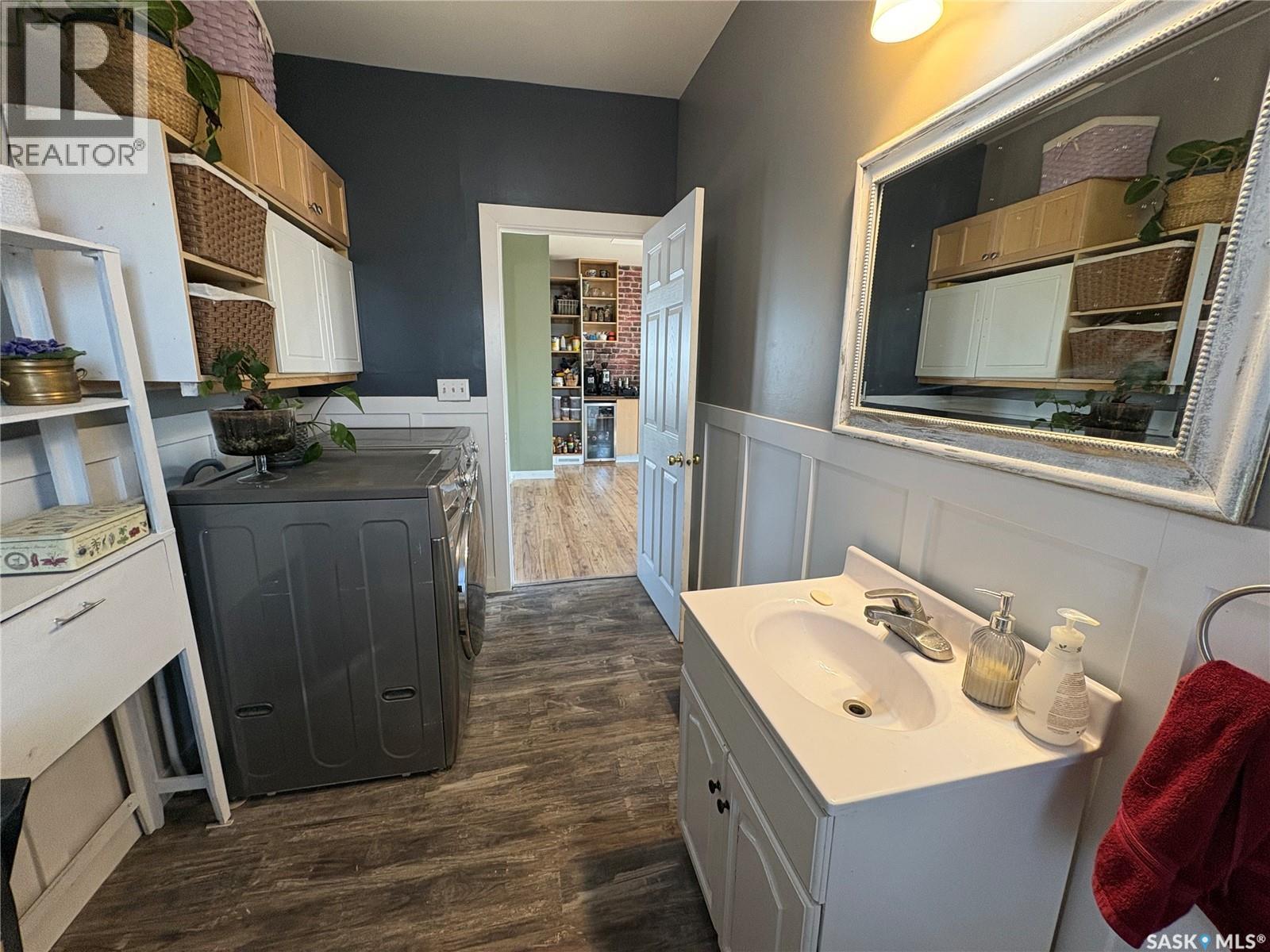 112 1st Avenue, Vibank, Saskatchewan  S0G 4Y0 - Photo 35 - SK033298