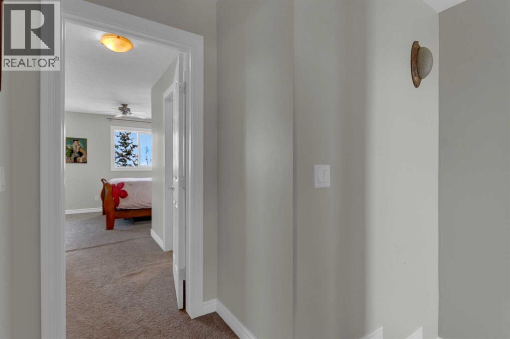 10 West Cedar Rise SW, Calgary, Alberta  T3H 5G8 - Photo 18 - A2297241